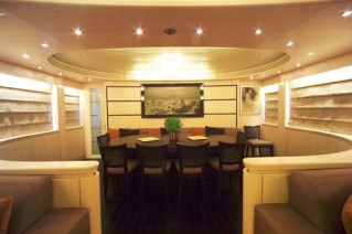 CALMA III - Dining